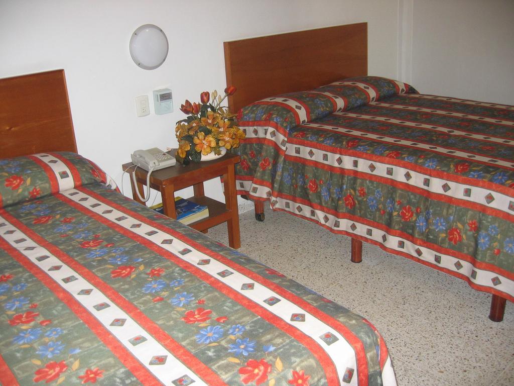 Hotel Delfines - A 2 Calles Del Acuario Veracruz Eksteriør bilde