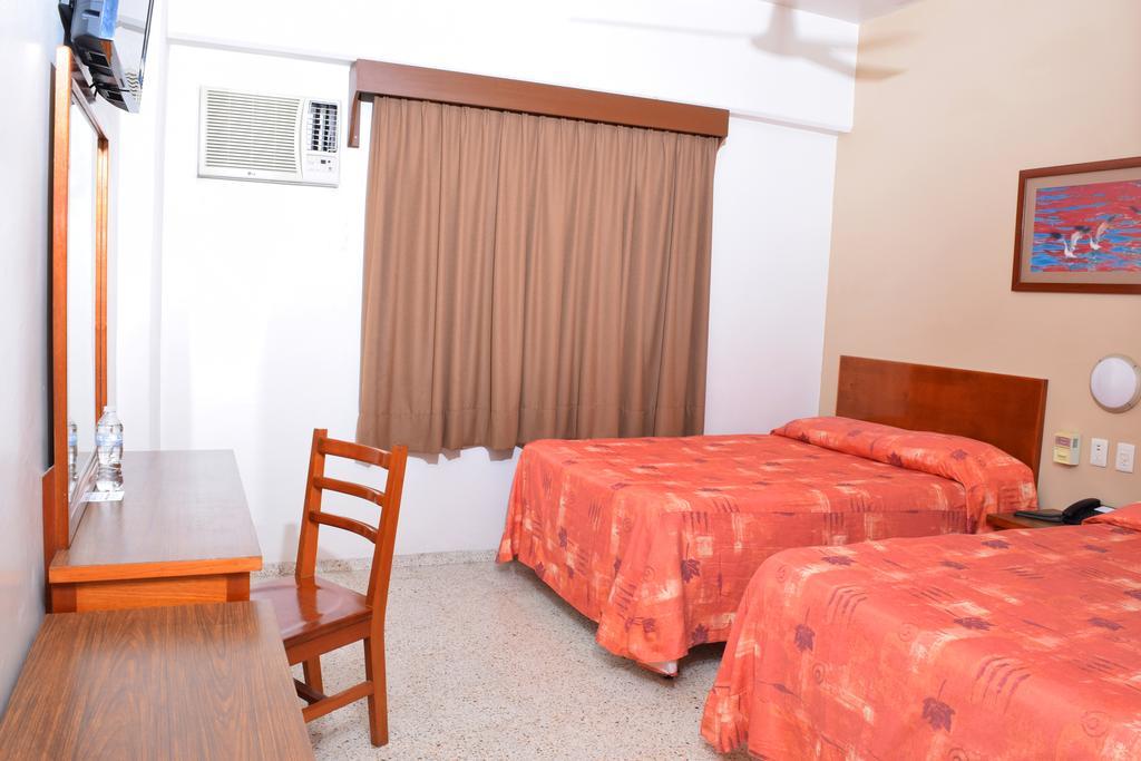 Hotel Delfines - A 2 Calles Del Acuario Veracruz Eksteriør bilde