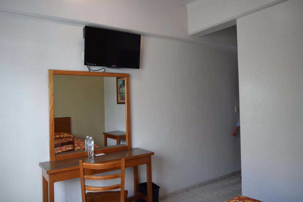 Hotel Delfines - A 2 Calles Del Acuario Veracruz Eksteriør bilde